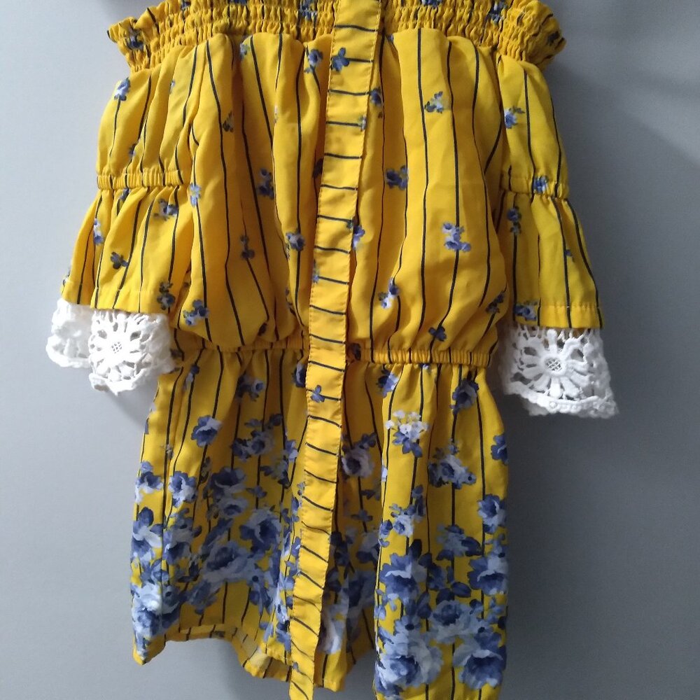 Kids size 5 off the shoulder takara girls